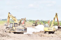 Dự án thành phần 2 thuộc dự án đường Tỉnh 864 đang tăng tốc thi công để sớm giải ngân vốn đầu tư công.