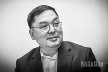 Ông Hoàng Nam Tiến đột ngột qua đời ở tuổi 56.