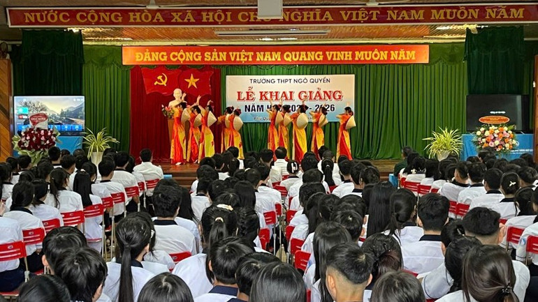 3b3eea135e23d57d8c32-457.jpg