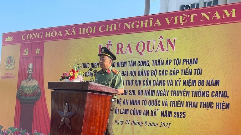 Đại tá Trần Văn Mười, Phó Giám đốc Công an tỉnh Lâm Đồng phát động. img-1637-8914.jpg