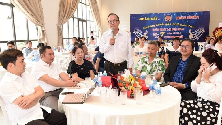 Các đại biểu góp ý dự thảo tại hội nghị. 7dc2f8d972cdfb93a2dc-4573.jpg
