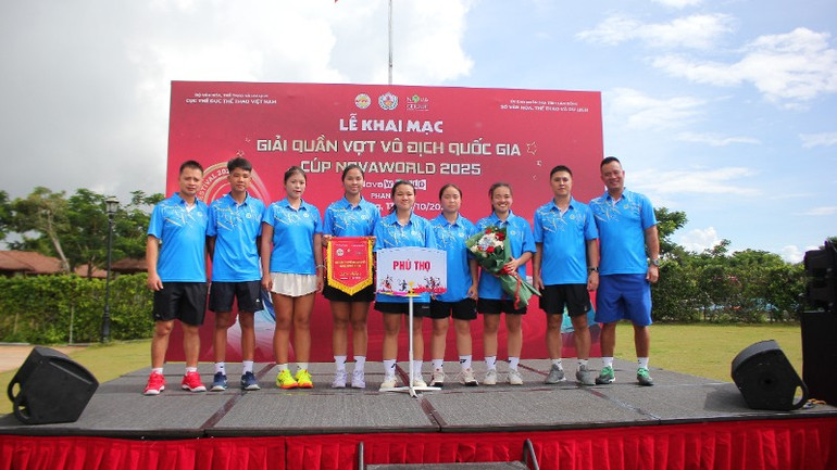 Nhiều câu lạc bộ từ các tỉnh tham gia giải đấu. img-3473-9997.jpg
