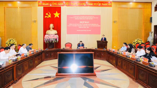 Quang cảnh hội nghị.