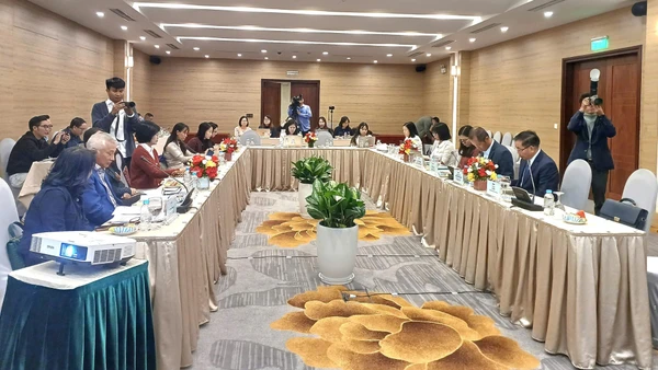 Quang cảnh buổi Tọa đàm. 