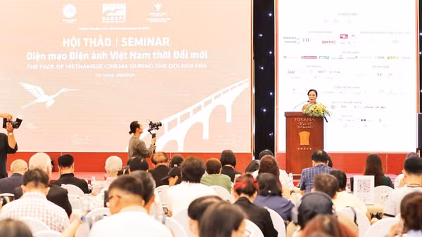 Quang cảnh Hội thảo "Diện mạo điện ảnh Việt Nam thời Đổi mới". (Ảnh: PHẠM NGUYỄN)