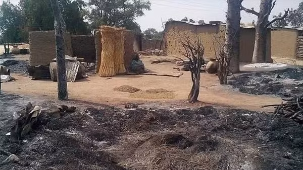 Hiện trường một vụ tấn công tại làng Kawuri, bang Borno, Nigeria. (Ảnh tư liệu: TTXVN)