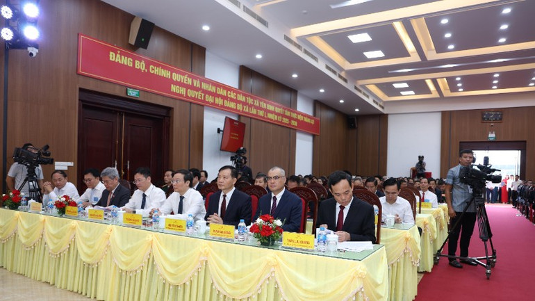 Đồng chí Trần Lưu Quang, Bí thư Trung ương Đảng, Trưởng Ban Chính sách, chiến lược Trung ương và các đại biểu dự Đại hội. img-7738-5225.jpg
