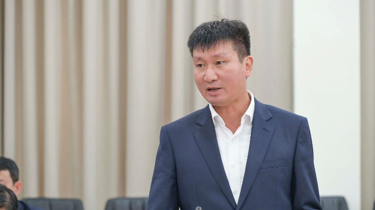 Felszólalt Tran Huy Tuan elvtárs, a Lao Cai Tartományi Népi Bizottság elnöke. hai-9787-8983.jpg