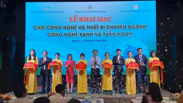 Nghi thức khai mạc Techmart 2026.