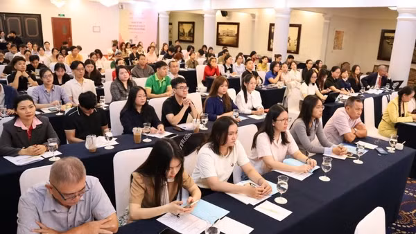 Các đại biểu tham dự hội nghị tập huấn.