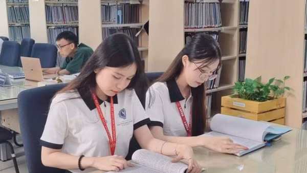 Sinh viên Trường đại học Luật Thành phố Hồ Chí Minh đang học tập.