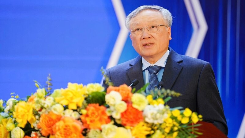 Phó Thủ tướng Thường trực Chính phủ Nguyễn Hòa Bình phát biểu tại hội nghị.