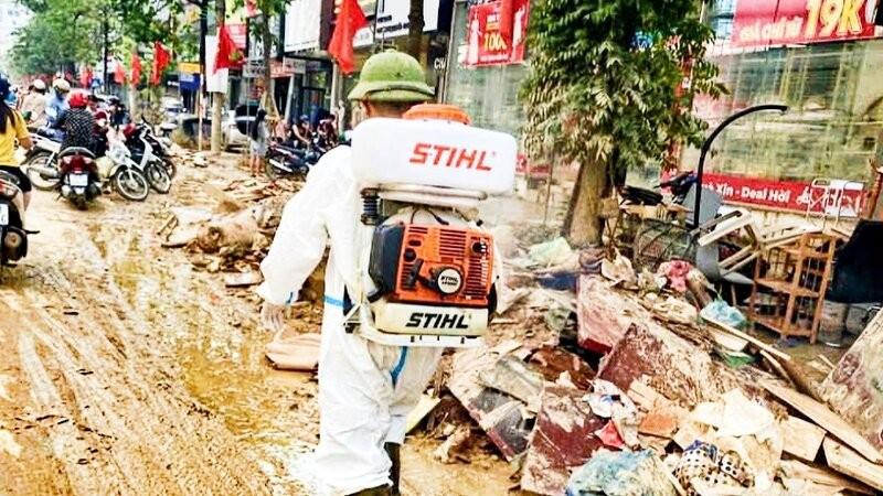 Những nơi có nguy cơ phát sinh dịch bệnh đều được ngành y tế Thái Nguyên phun hóa chất khử khuẩn.