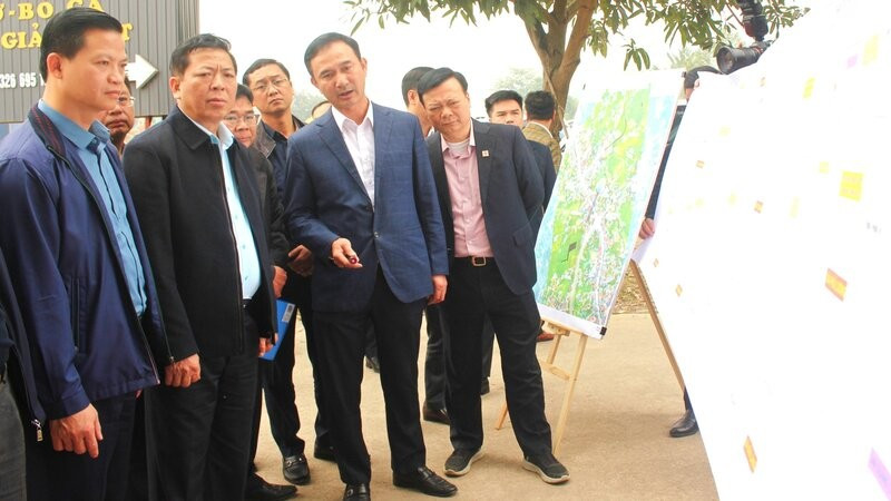 Bộ trưởng Xây dựng Trần Hồng Minh đề nghị khẩn trương hoàn thiện dự án để có thể khởi công nâng cấp, mở rộng đường cao tốc Hà Nội-Thái Nguyên-Chợ Mới vào giữa năm 2026.