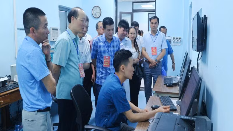 Việc thực hiện bệnh án điện tử, liên thông dữ liệu giúp nâng cao chất lượng khám, chữa bệnh trên địa bàn tỉnh Thái Nguyên.