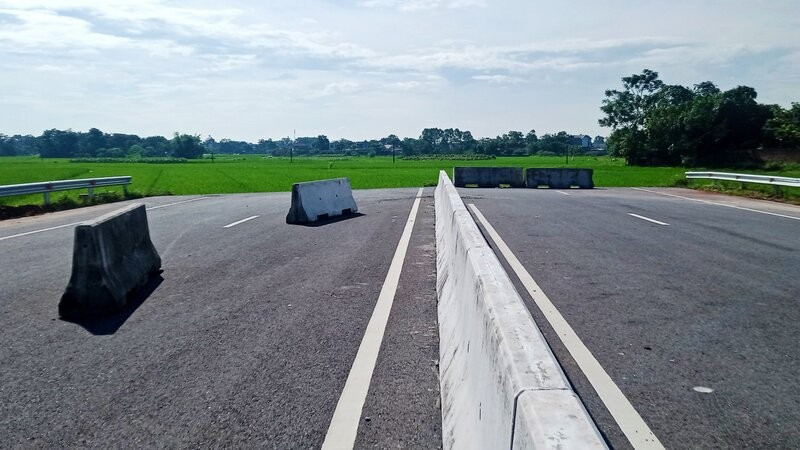 Đường vành đai 5 vùng Thủ đô Hà Nội đã được đầu tư trên địa bàn tỉnh Thái Nguyên, nhưng chưa thể kết nối với tỉnh Bắc Ninh.