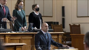 Tổng thống Bulgaria Rumen Radev phát biểu trước Quốc hội tại Sofia. (Ảnh tư liệu: THX/TTXVN)