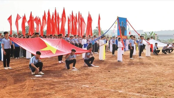 Nhân dân xã Đắk Ơ tham gia hội thao chào mừng Đại hội Đảng lần thứ XIV.