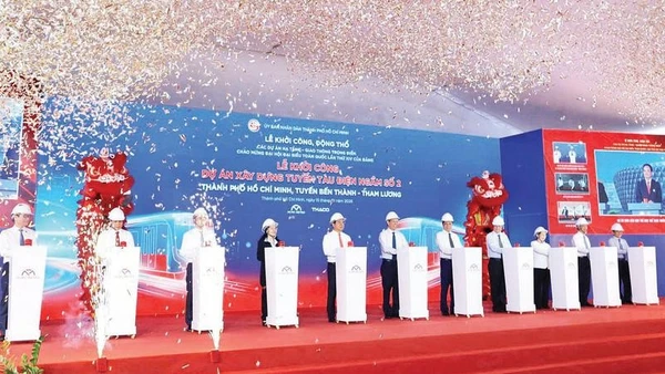 Dự án xây dựng tuyến tàu điện ngầm số 2 vừa được Thành phố Hồ Chí Minh khởi công ngày 15/1/2026. (Ảnh THẾ ANH)