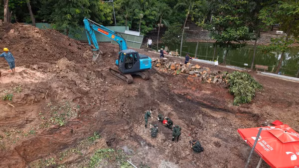 Khu vực tìm kiếm, quy tập hài cốt liệt sĩ ở khu B, Công viên Lê Thị Riêng. (Ảnh: Bộ Tư lệnh Thành phố Hồ Chí Minh)
