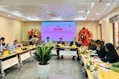 Toàn cảnh tọa đàm. 