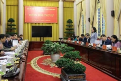 Quang cảnh phiên họp. 