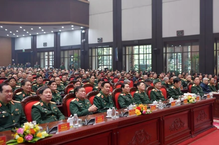 Các đại biểu dự buổi gặp mặt. 