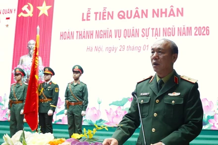 Thiếu tướng Phạm Đức Tiếp, Phó Giám đốc Học viện Quân y phát biểu tại buổi lễ.