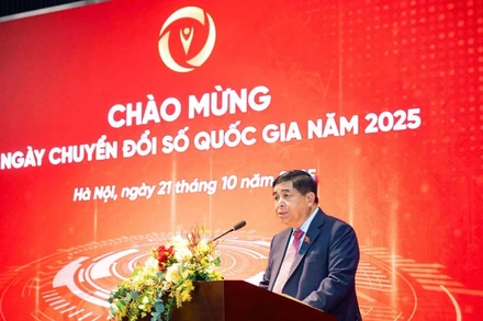 Phó Thủ tướng Chính phủ Nguyễn Chí Dũng phát biểu tại sự kiện. (Ảnh: BÍCH LIÊN)