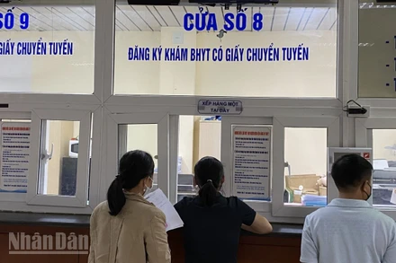 Từ 1/7, người tham gia bảo hiểm y tế 5 năm liên tục được hưởng nhiều quyền lợi. (Ảnh: ĐỖ THOA)