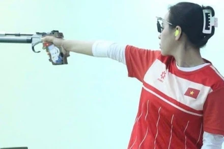 Trịnh Thu Vinh dẫn đầu danh sách Vận động viên tiêu biểu.