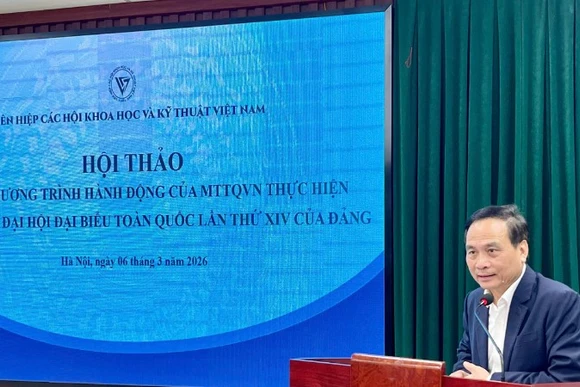 Ông Phạm Ngọc Linh, Phó Chủ tịch Liên hiệp Hội Việt Nam phát biểu tại Hội thảo. (Ảnh: BÍCH LIÊN)