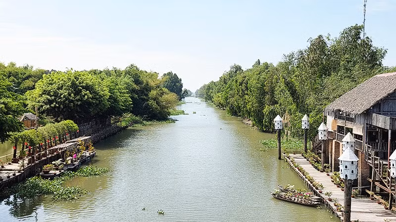 Dòng sông miền Tây. Ảnh: NAM NGUYỄN