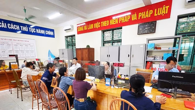 Trung tâm Phục vụ hành chính công xã Hội Thịnh được đầu tư đầy đủ trang thiết bị.