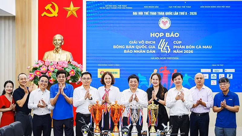Buổi họp báo giới thiệu Giải vô địch bóng bàn quốc gia Báo Nhân Dân lần thứ 44. Ảnh: BẢO LONG