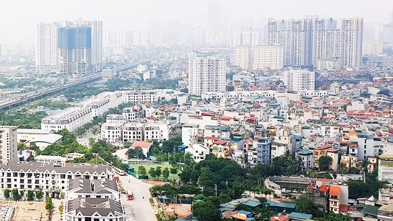 Ô nhiễm không khí do bụi mịn tại Hà Nội nhiều thời điểm vượt ngưỡng an toàn. (Ảnh: NAM NGUYỄN)