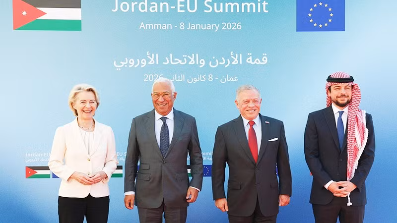 Các nhà lãnh đạo EU và Jordan gặp gỡ tại Thủ đô Amman. Ảnh: AP