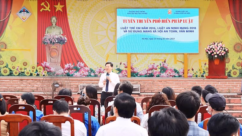 Hoạt động tuyên truyền phổ biến pháp luật tại Hà Nội.