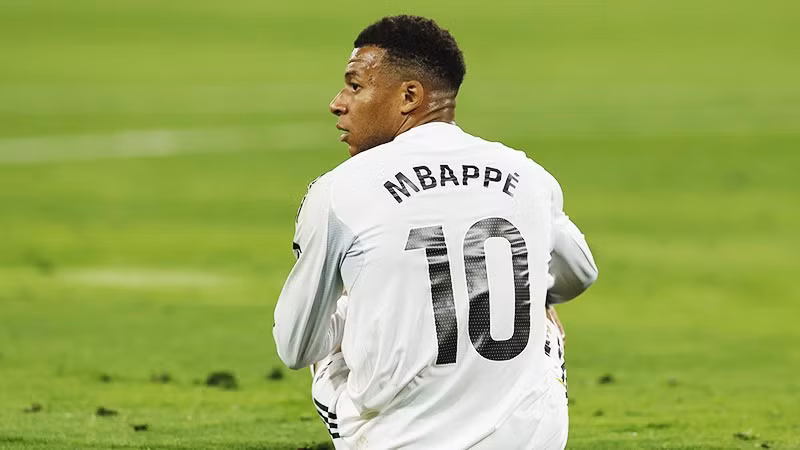 Mbappe bị chỉ trích