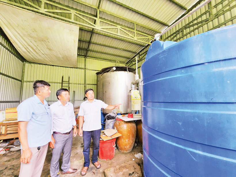 Các công trình cấp nước tập trung quy mô nhỏ giải quyết nhu cầu cấp thiết, trước mắt cho người dân nông thôn. 