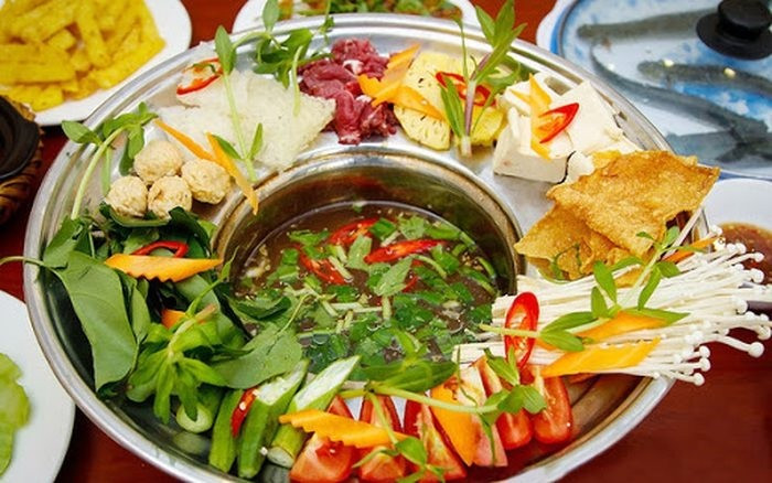 Hấp dẫn lẩu mắm miền Tây. Ảnh tư liệu