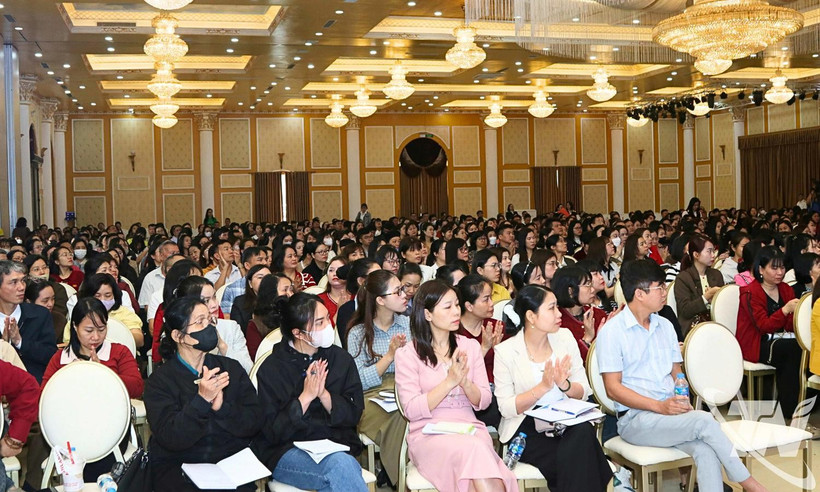 Đại biểu tham dự Hội nghị.