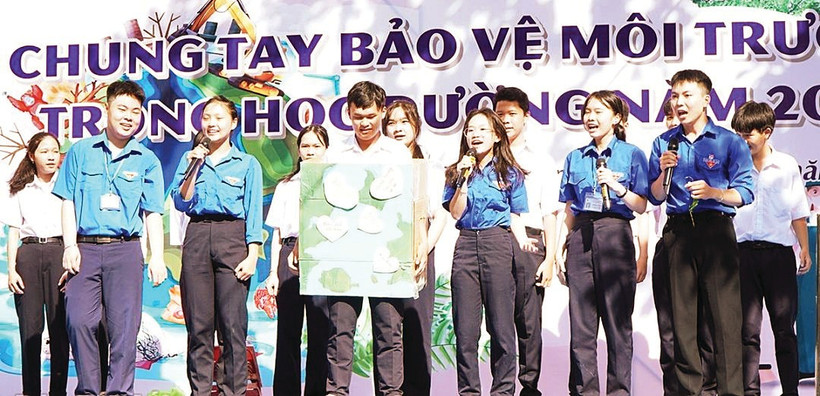 Học sinh sẽ là những tuyên truyền viên tích cực vận động cộng đồng chung tay bảo vệ môi trường.