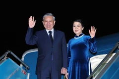 Tổng Bí thư Tô Lâm và Phu nhân rời Hà Nội, lên đường thăm chính thức Liên hiệp Vương quốc Anh và Bắc Ireland. Ảnh: Thống Nhất – TTXVN