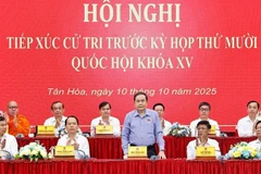 Chủ tịch Quốc hội Trần Thanh Mẫn tiếp xúc cử tri tại xã Tân Hòa, thành phố Cần Thơ. (Ảnh: TTXVN)