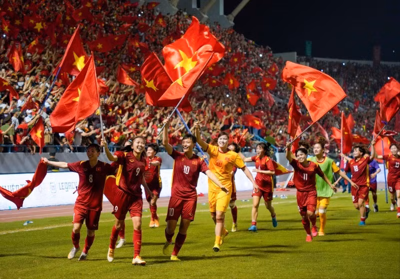 Bóng đá nữ Việt Nam trên hành trình nhọc nhằn vươn ra thế giới.