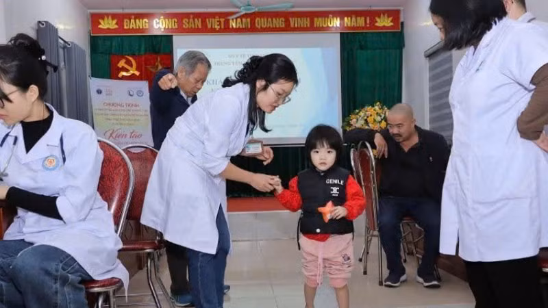 Trẻ em khuyết tật dưới 16 tuổi trên địa bàn tỉnh Phú Thọ mắc các khuyết tật: Dị tật vùng mặt, di chứng sau bỏng, khuyết tật vận động, khuyết tật mắt, khuyết tật tai, khuyết tật sinh dục, hậu môn, các loại u bướu lành tính khác... đều được khám miễn phí.