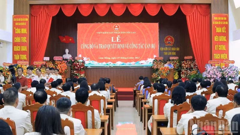 Lễ công bố và trao quyết định Bổ nhiệm lãnh đạo Viện Kiểm sát nhân dân tỉnh Lâm Đồng mới.