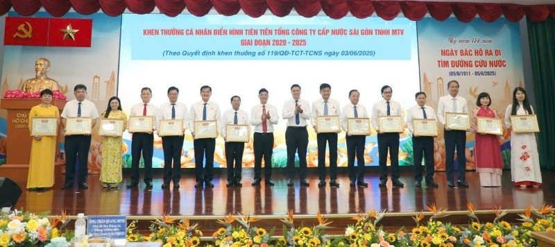 Khen thưởng cá nhân điển hình tiên tiến của Tổng Công ty Cấp nước Sài Gòn giai đoạn 2020-2025.