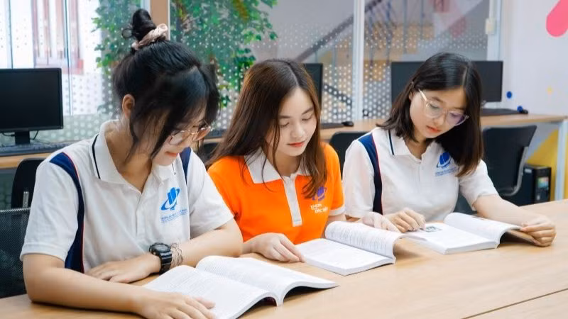 Sinh viên Trường đại học Mở Thành phố Hồ Chí Minh đang học tập.